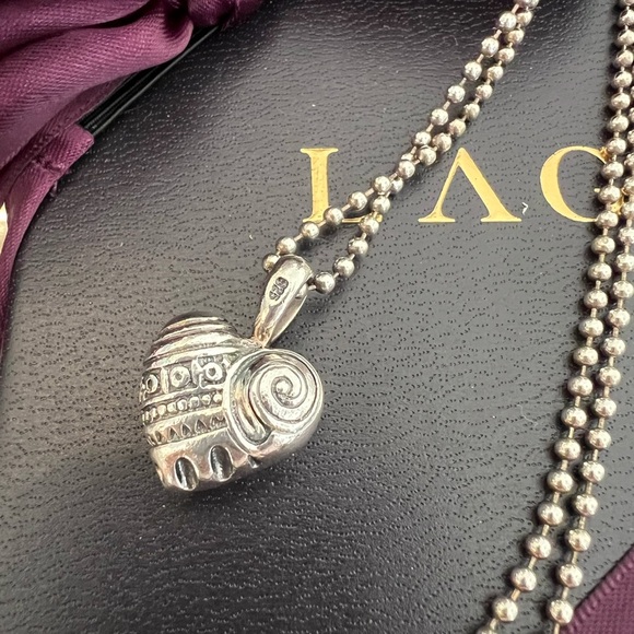 Lagos heart of Philadelphia pendant necklace - Picture 4 of 5